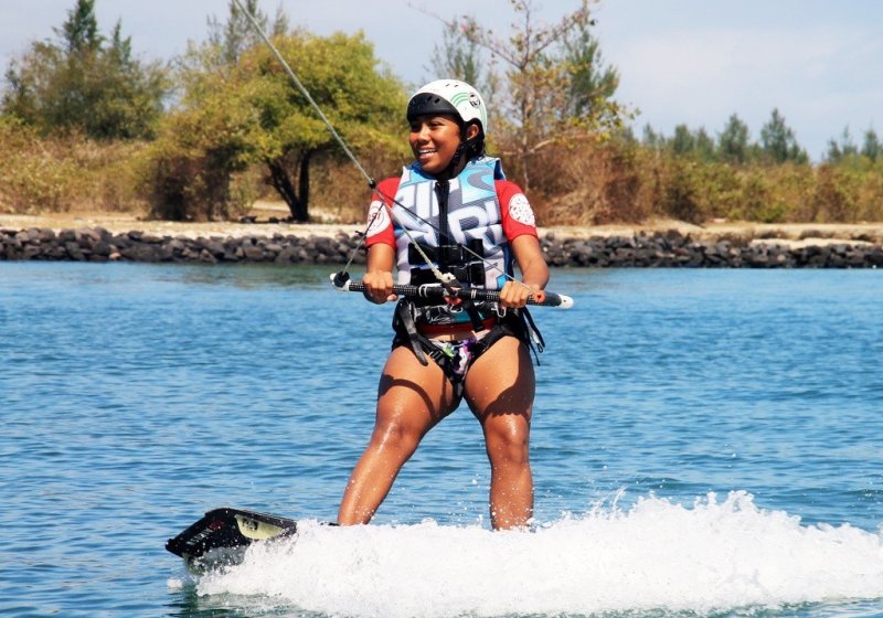 kietsurfing in Nusa Lembongan